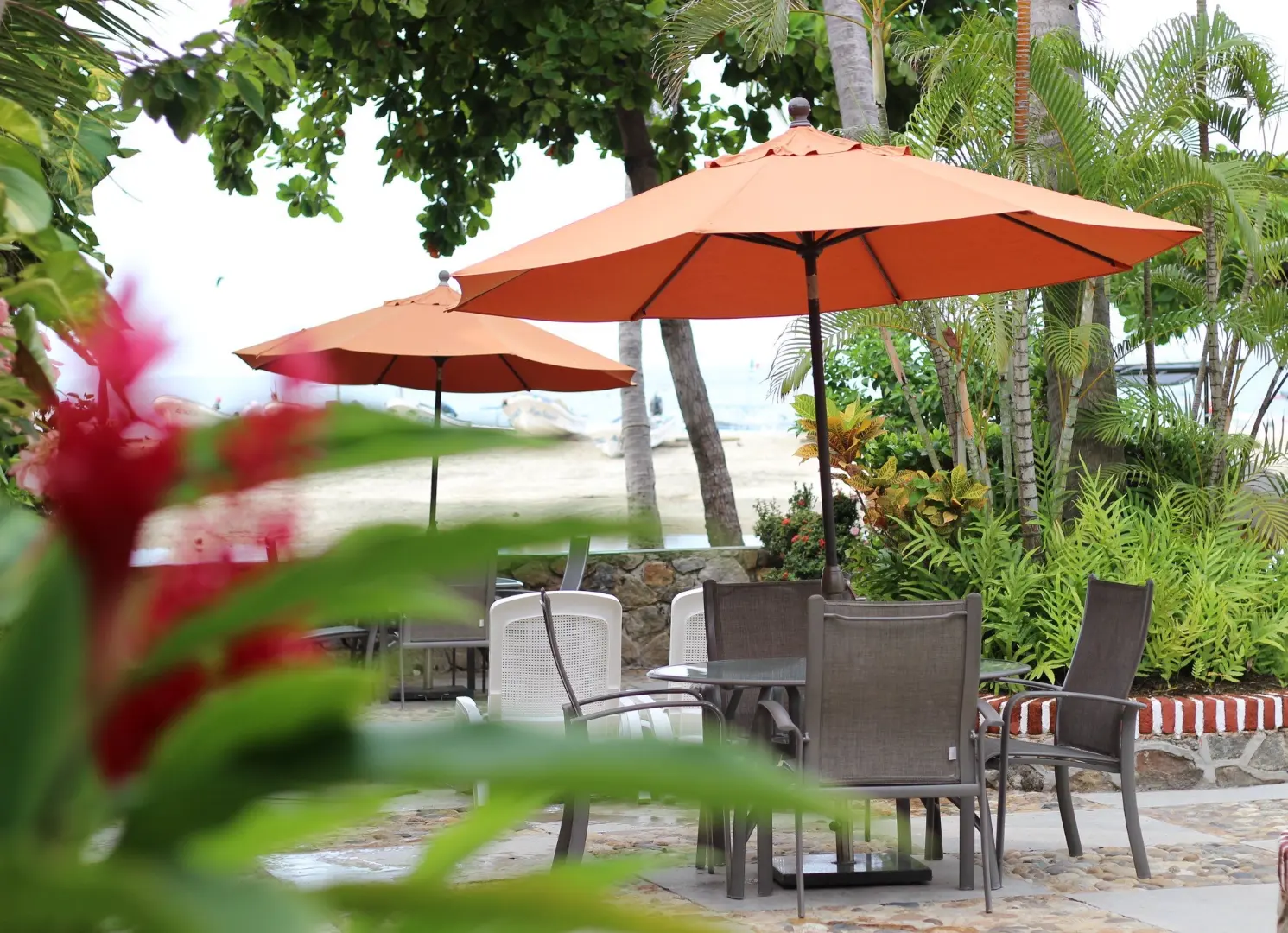 Vista de la Bahía Principal y el Adoquín en Puerto Escondido, Oaxaca